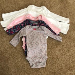 Long sleeve baby onesies
